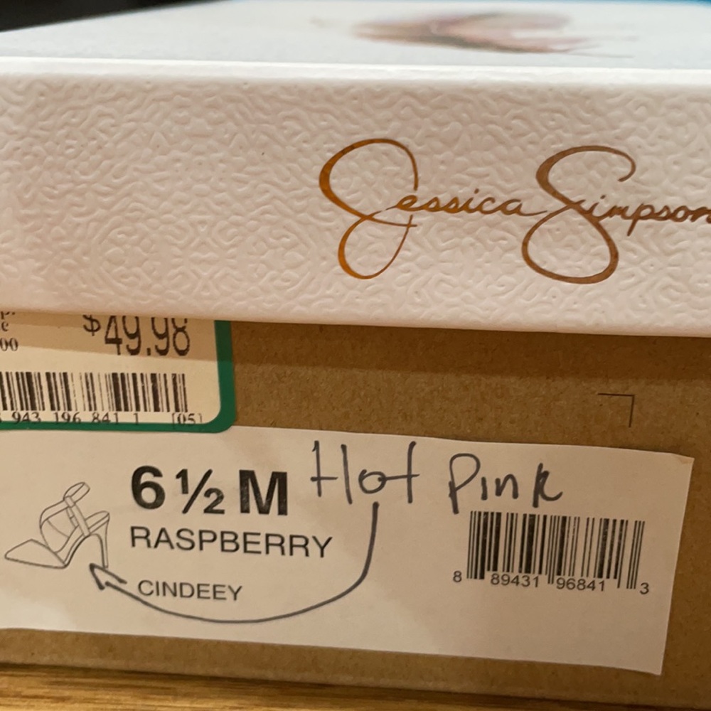 Jessica Simpson Raspberry heels - Picture 5 of 5